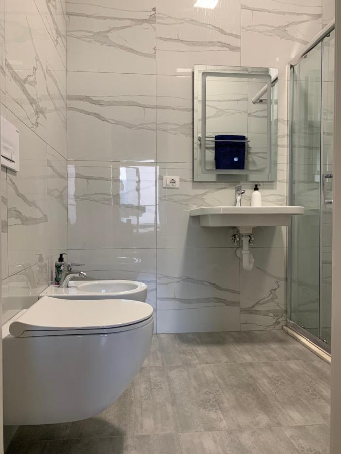 Lovely 1-Bedroom Condo In Tirana Wifi-Netflix-Ac Exteriör bild